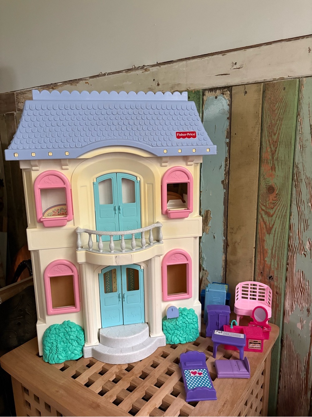 Vintage Fisher Price Loving Family Grand Dollhouse